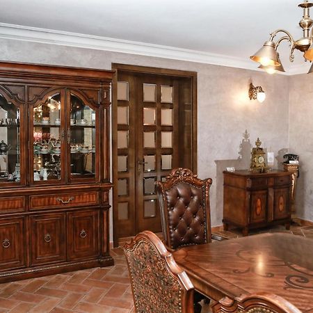 Villa Carolus-Luxurious Istrian Villa Barat  외부 사진