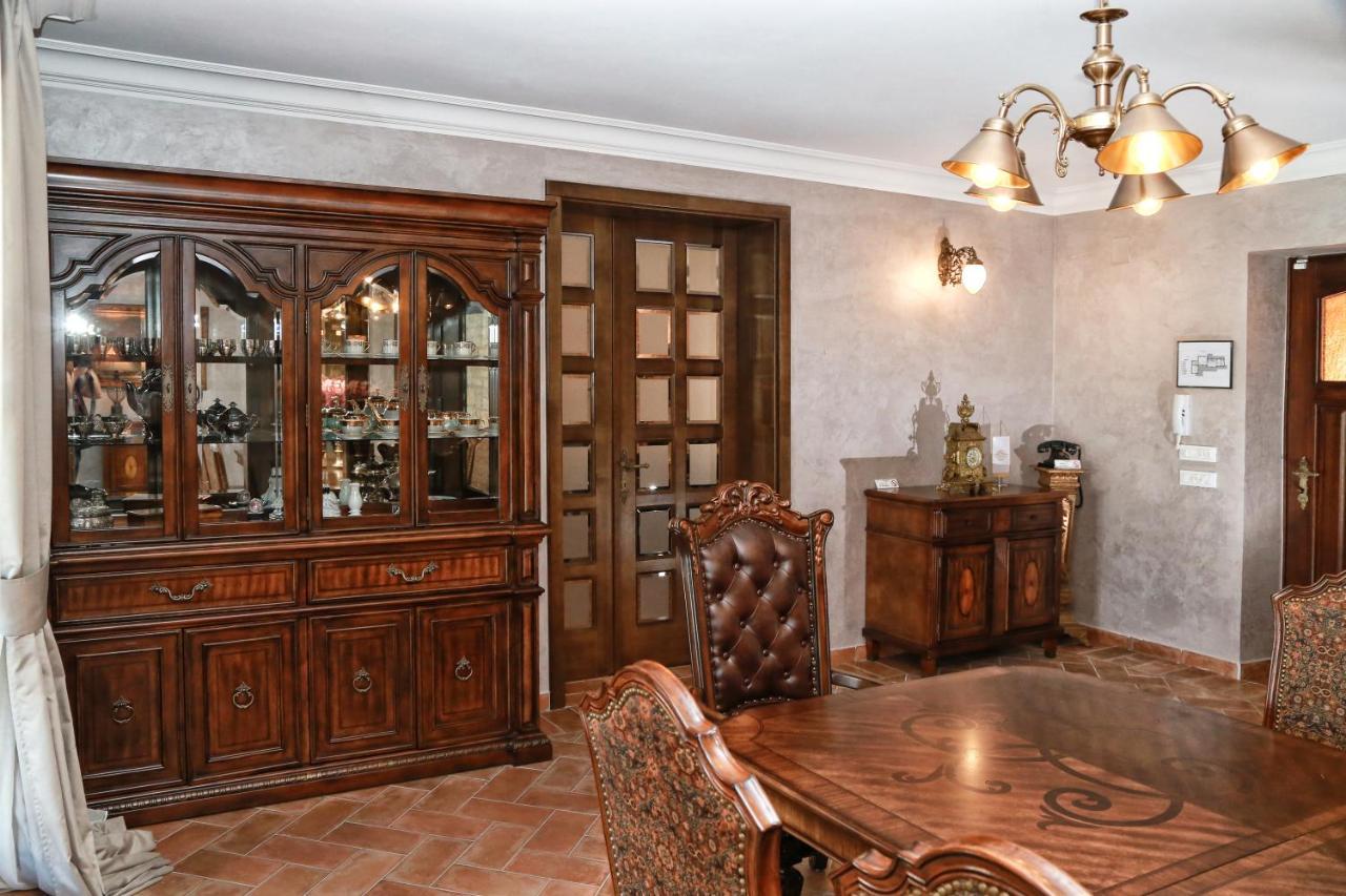 Villa Carolus-Luxurious Istrian Villa Barat  외부 사진
