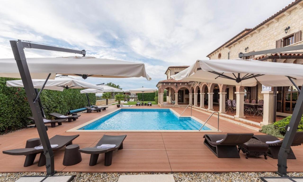 Villa Carolus-Luxurious Istrian Villa Barat  외부 사진