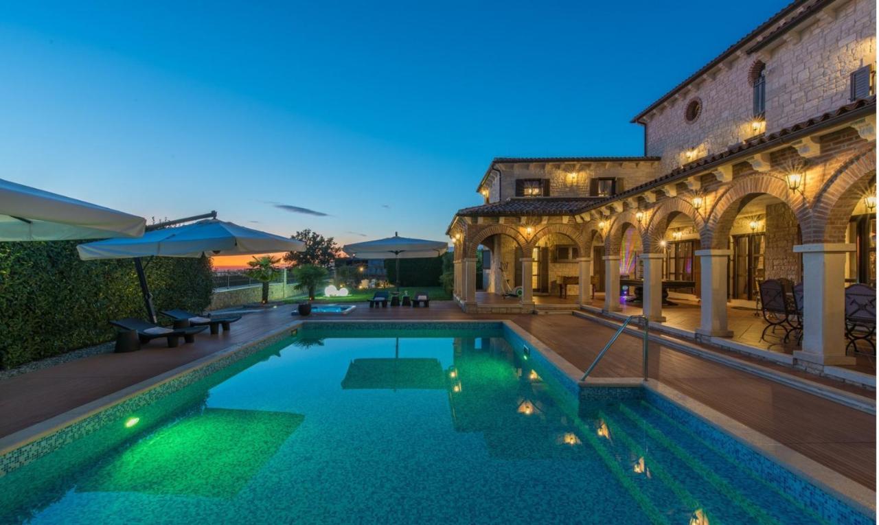 Villa Carolus-Luxurious Istrian Villa Barat  외부 사진