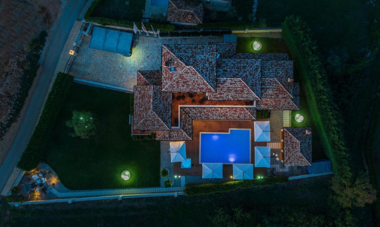 Villa Carolus-Luxurious Istrian Villa Barat  외부 사진