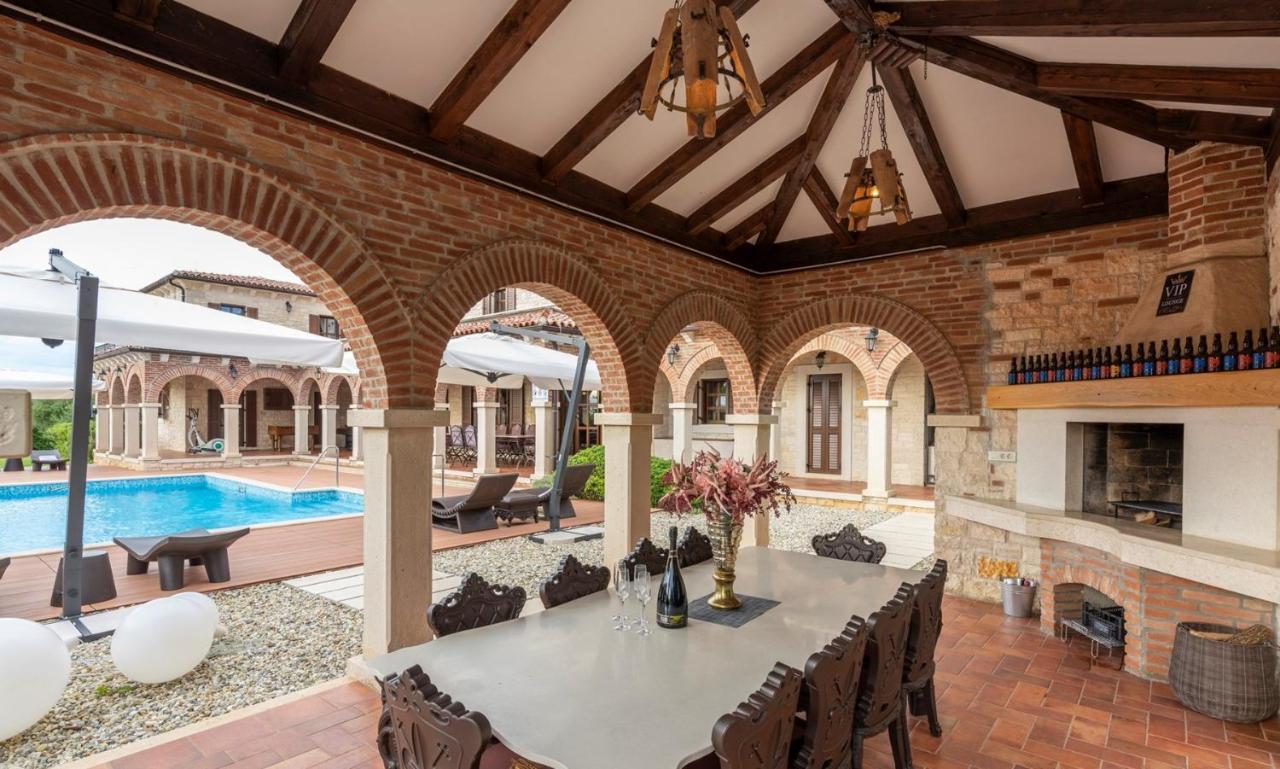 Villa Carolus-Luxurious Istrian Villa Barat  외부 사진
