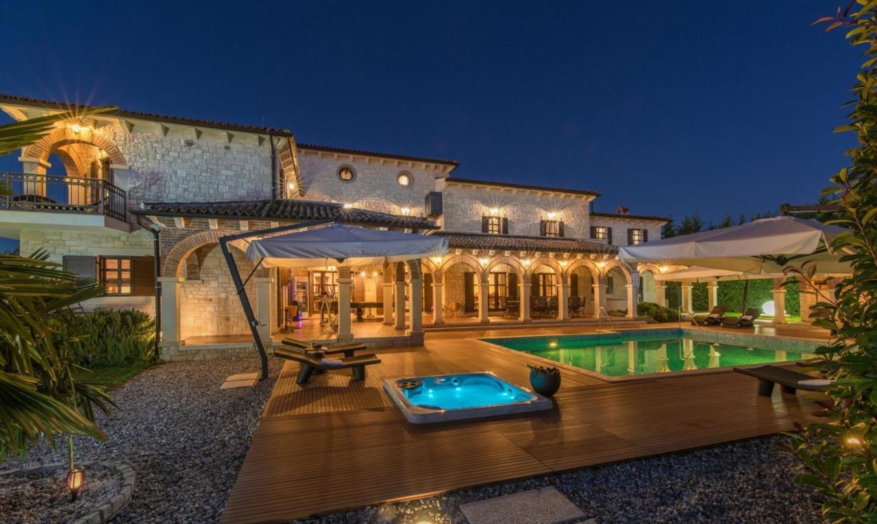Villa Carolus-Luxurious Istrian Villa Barat  외부 사진