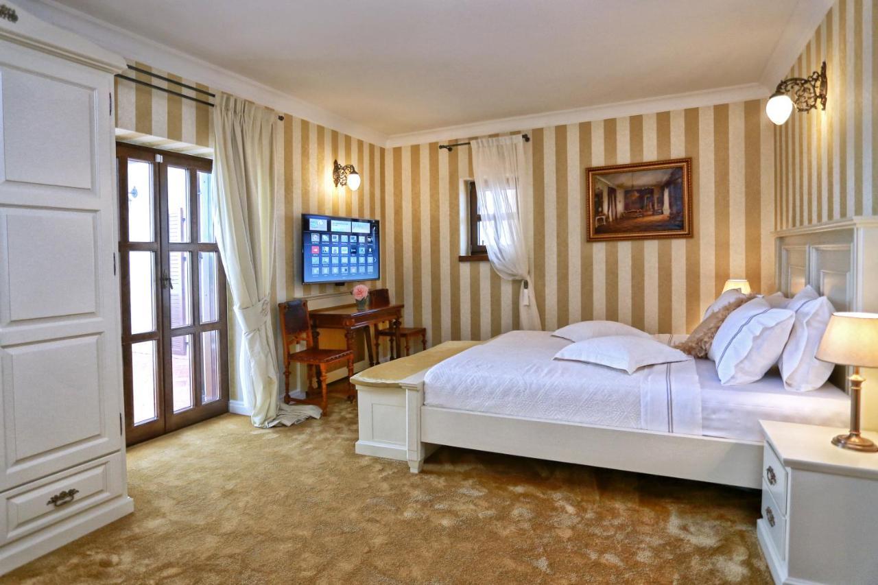 Villa Carolus-Luxurious Istrian Villa Barat  외부 사진